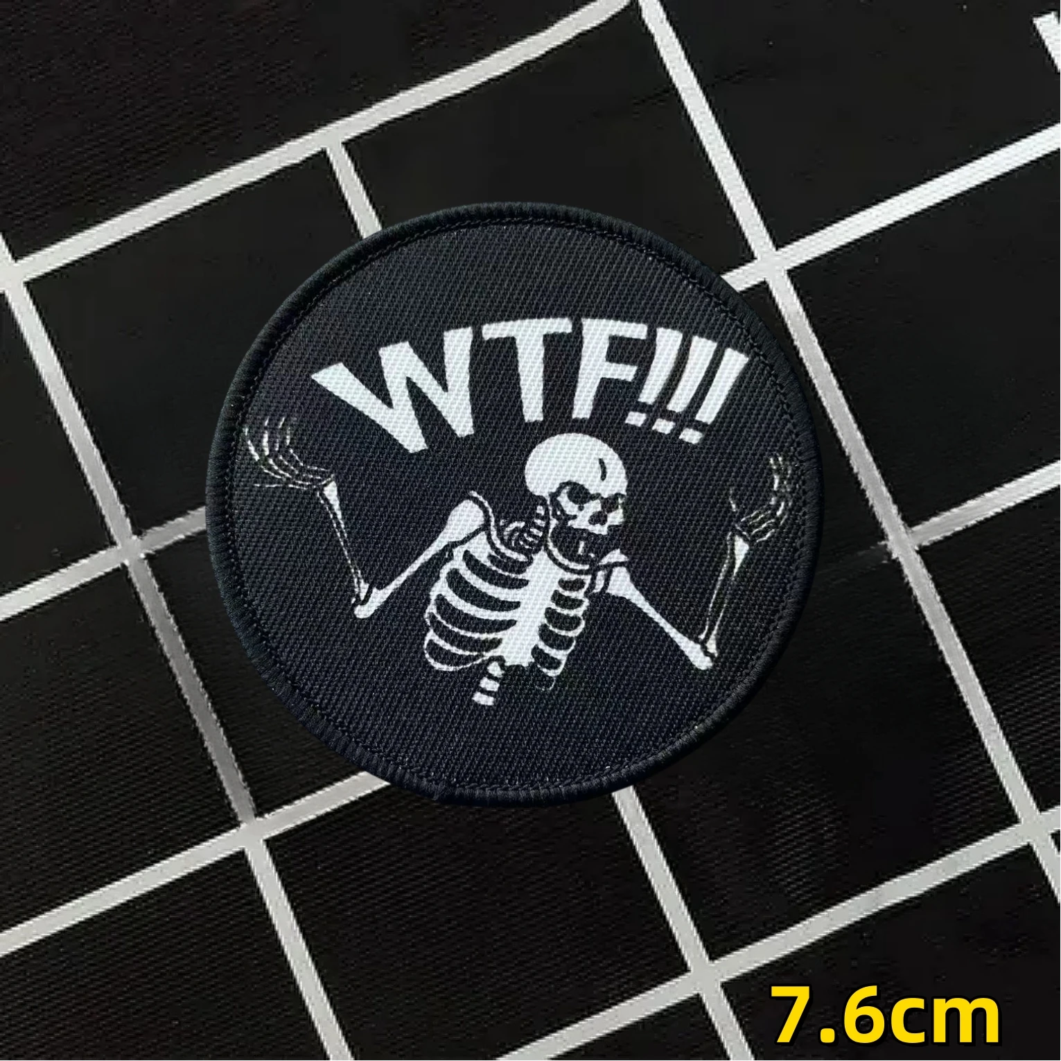 WTF!! American Moral Badge Dead Inside Yet Still Horny Skull Taktische Patches Armband Druck Haken und Schleife Rucksack Aufkleber – Detail 1