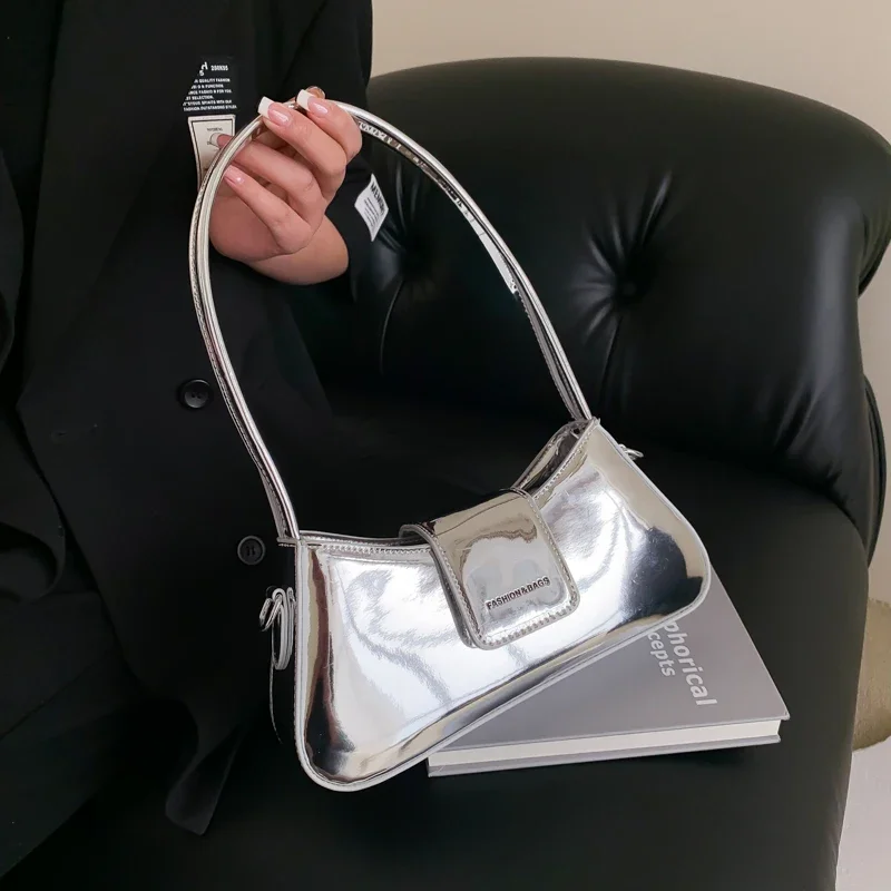 2023 Niche Shoulder Bag Design Premium Texture Patent Leather Sweet Cool Spice Girl Style Bags Color Variety Casual Versatile