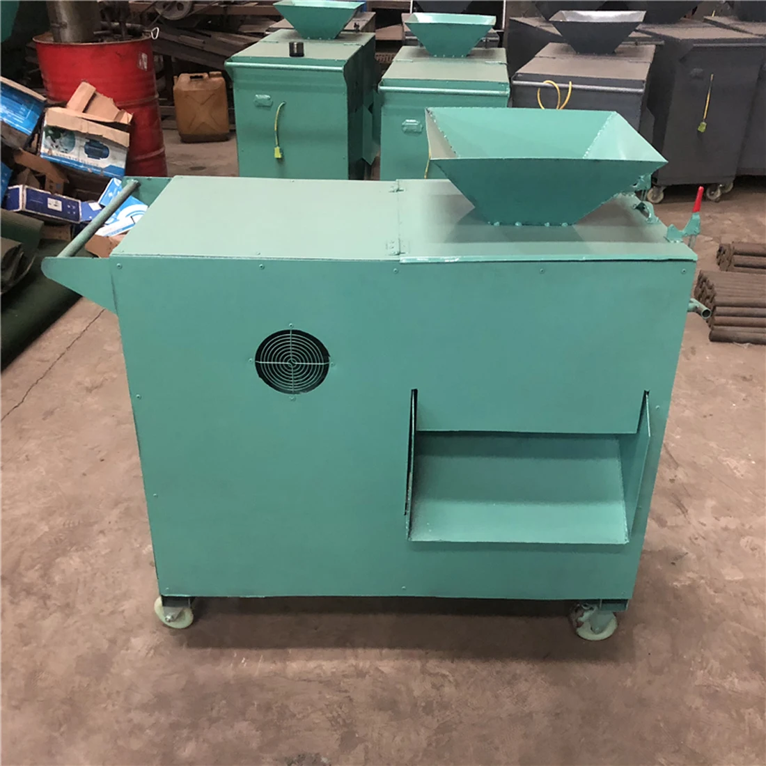 

Small Electric Green Walnut Peeling Machine Household Cleaning All-in-One Machine