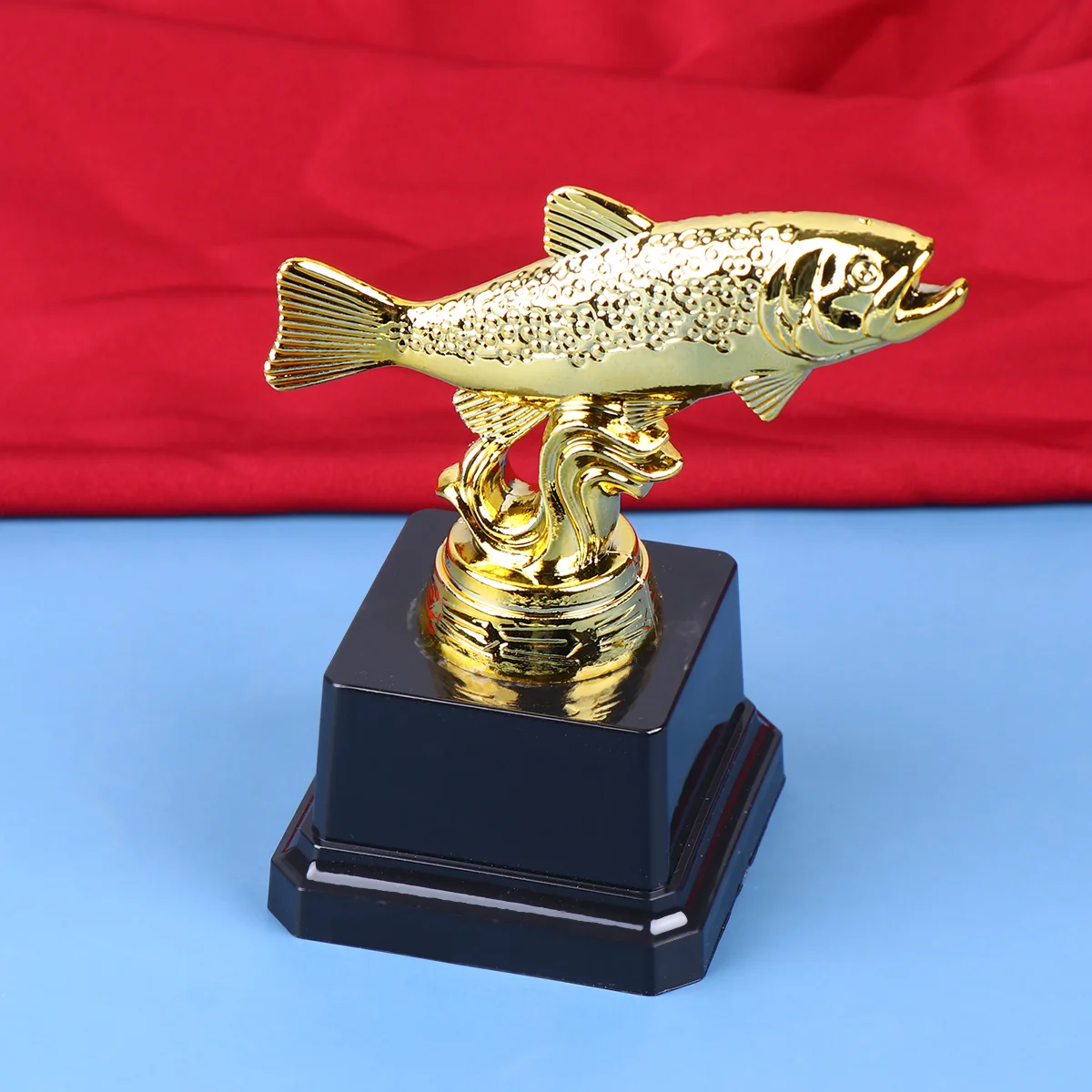 https://ae01.alicdn.com/kf/S599c7488a2ef425b8aea34c5a8e019f4p/Trophy-Award-Cup-Kids-Trophies-Fish-Prize-Fishing-Party-Winning-Gold-Statues-Football-Basketball-Achievement-Creative.jpg