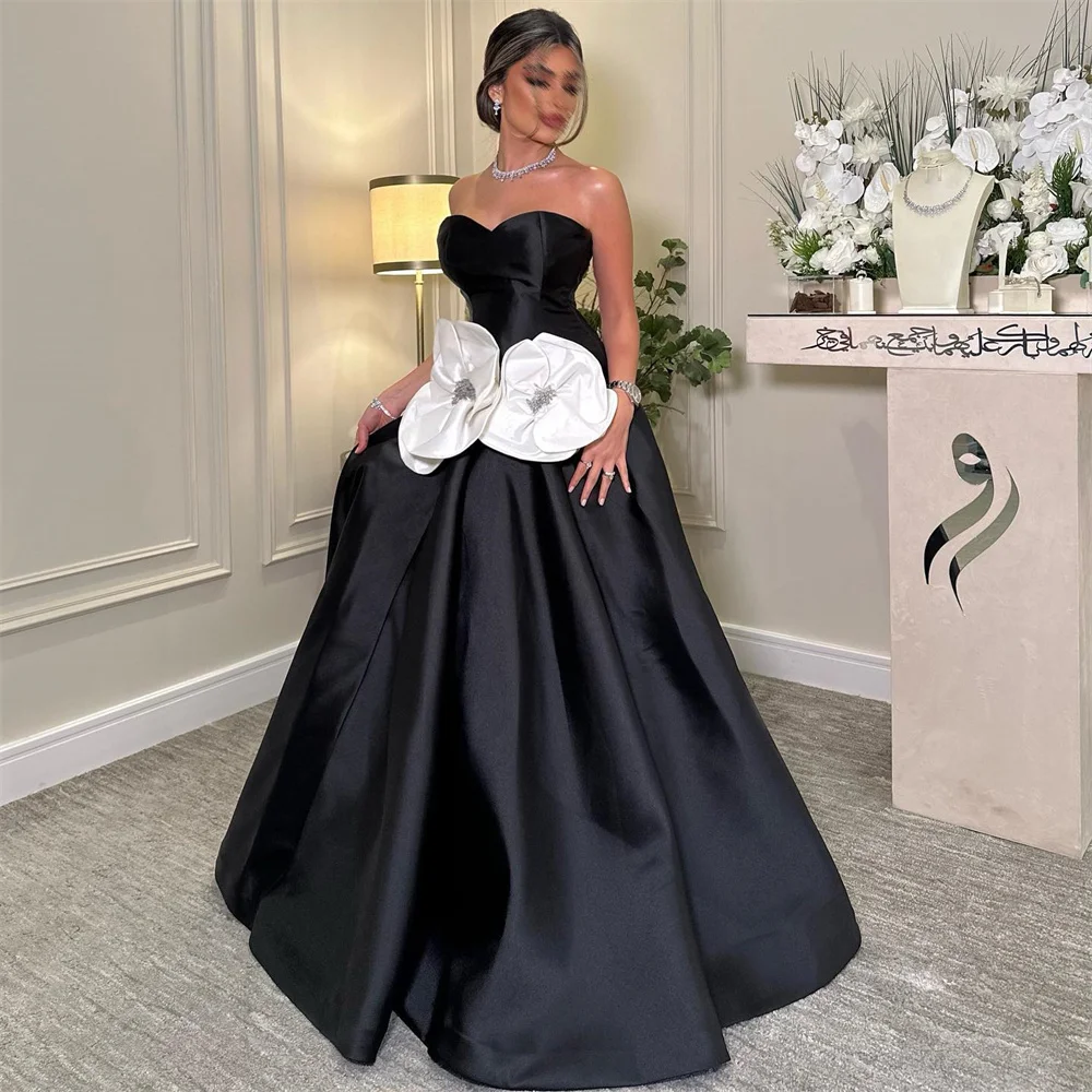 

Tarot Black Sweetheart Flowers Prom Dresses Satin A Line Evening Gowns 2024 Elegant Strapless Ladies Dress For Special Occasions