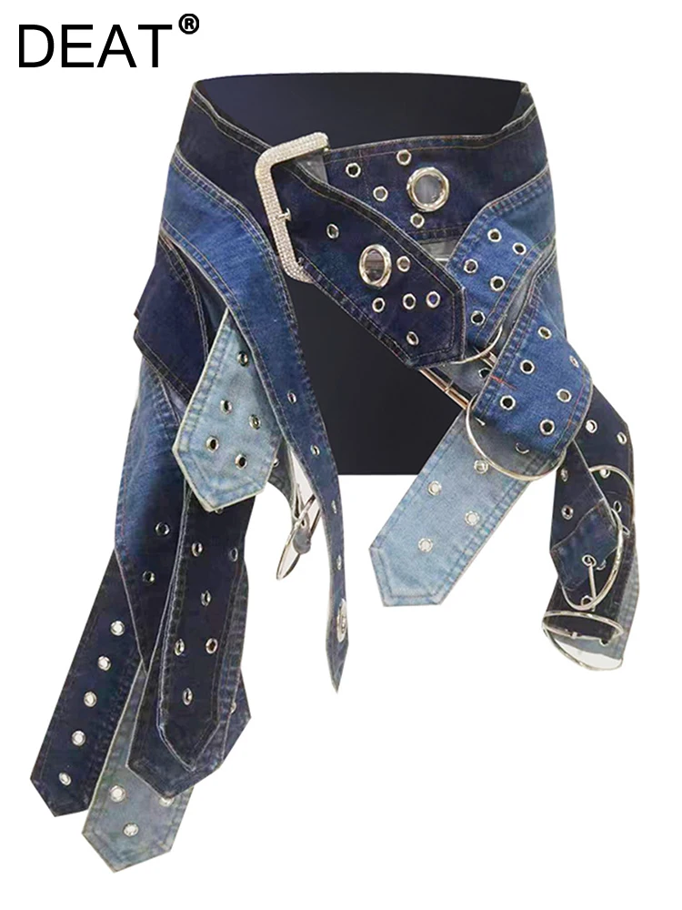 DEAT Fashion Women's Denim Skirt Low Waist Washed Irregular Metal Hole Belt Spliced A-line Skirts Autumn 2025 New Tide 7AB767