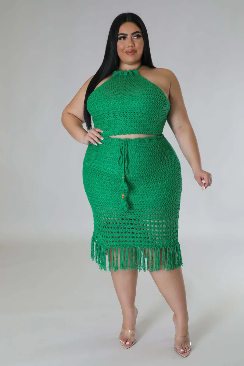 KEXU 플러스 사이즈 여성용 니트 2 피스 세트, 해변 스타일, 섹시한 홀터 넥 크롭탑 및 태슬 스커트 매칭 세트