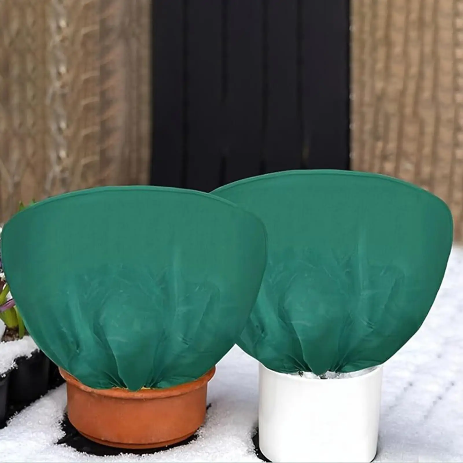 겨울 식물 커버 39.37x23.62인치 접이식 태양 차단막 겨울 식물 커버 나무 장미 관목 채소 동결 방지