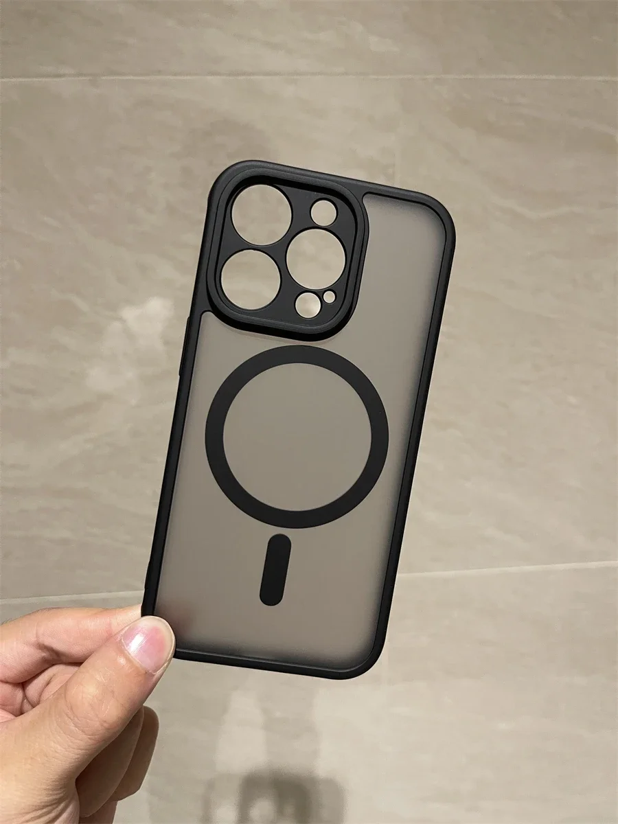 Sleek Magnetic Black Anti-Fall Phone Case with Built-in Car Charger Magnet and Bumper Protection
