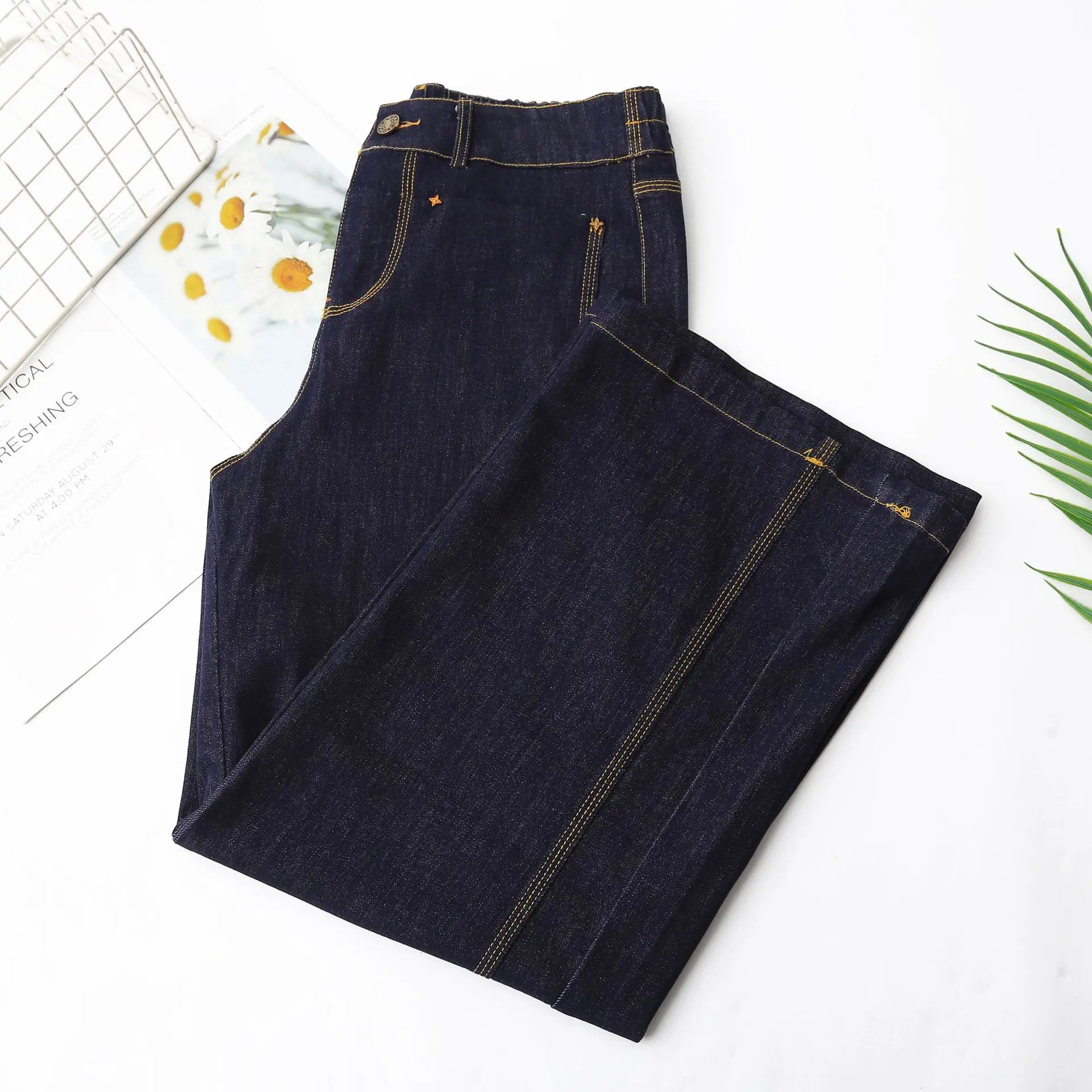 Fashion Plus Size Women's Jeans 2025 Autumn New Style Simple And Bright Line Denim Straight Leg Ankle Length Pants 337