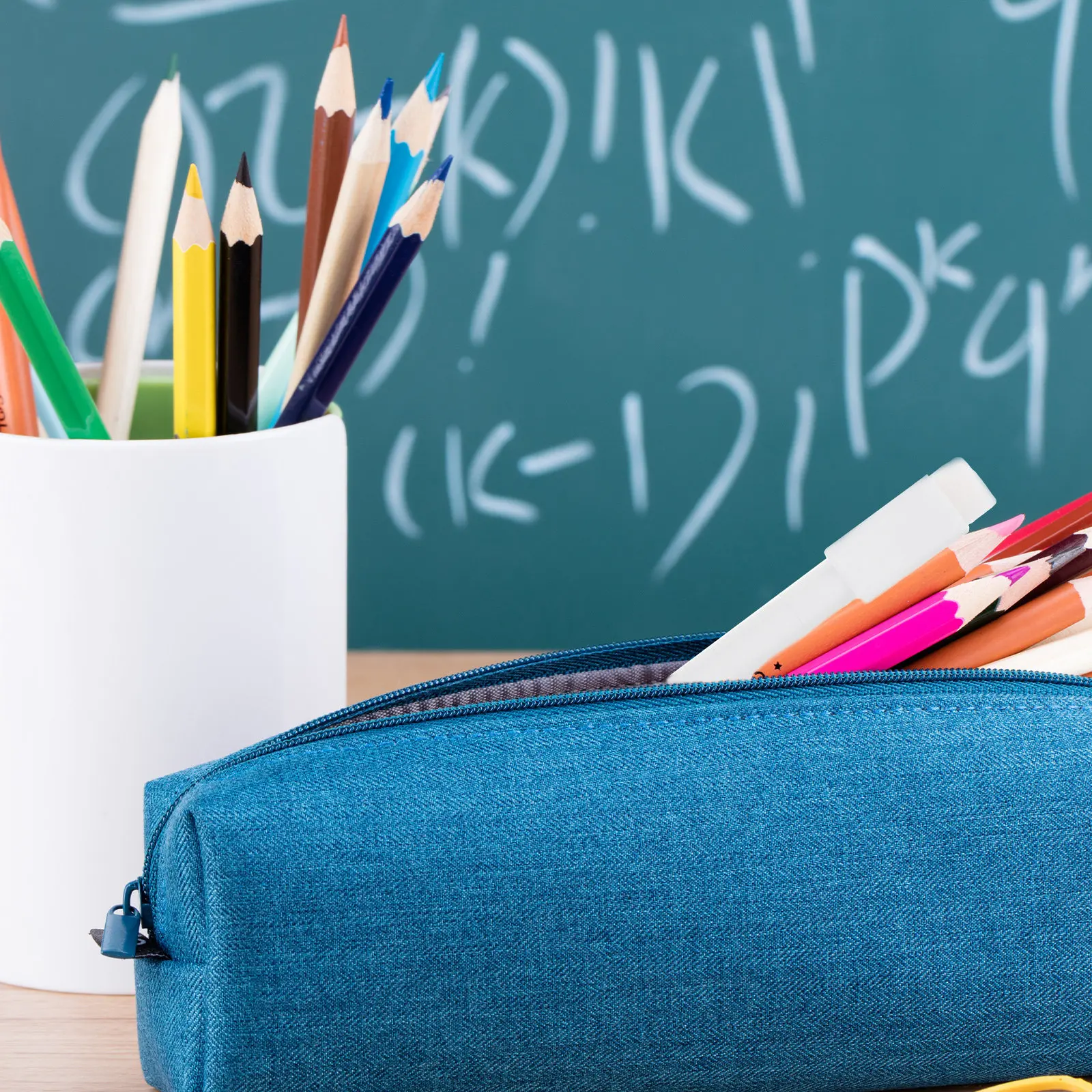 브러시 헤드가있는 15Pcs 칠판 펜 형광 스크린 드로잉 펜 학생 그림 도구 용 흰색 액체 마커 쉽게 지울 수 있음