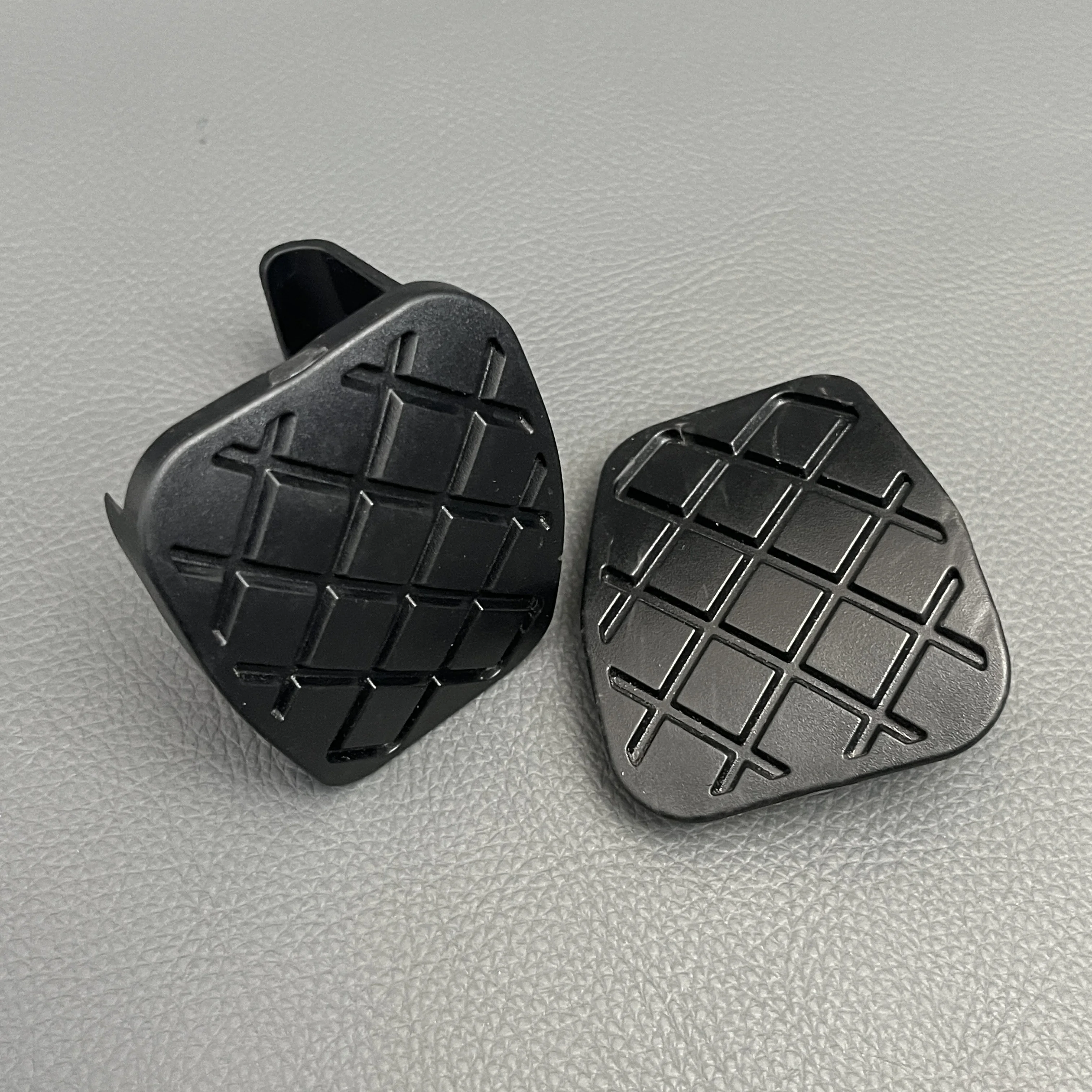 For VW GOLF 7 Tiguan L For Skoda Brake Clutch Pedal Rubber Sleeve Non-Slip Mat 5QD 721 173A 5QD721174A