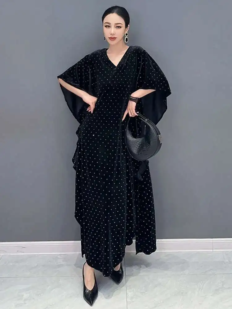 luxury dress black Luxury Black Velvet Dress with Golden Embroidery XS