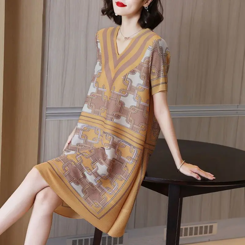 

2023Women's Spring Autumn New Fashion V-neck Pullover Short Sleeve Printed Simple and Loose Casual Versatile Western Style Dress