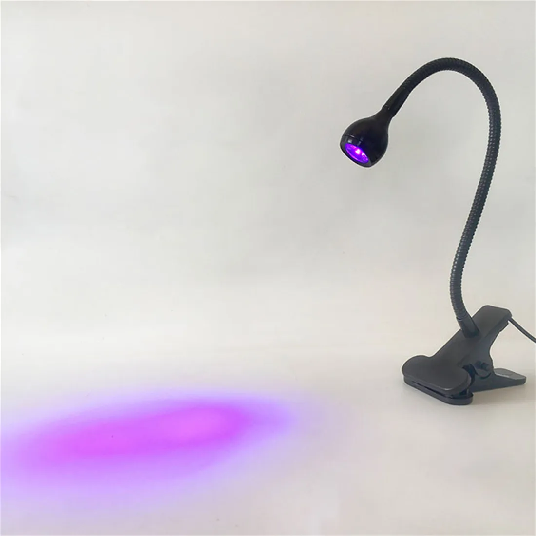 LED Black Light Clamp Light with USB 3W 395nm Portable Gooseneck Lamp for UV Gel Nail Pet Urine Detection,UV Glue Curing Repair