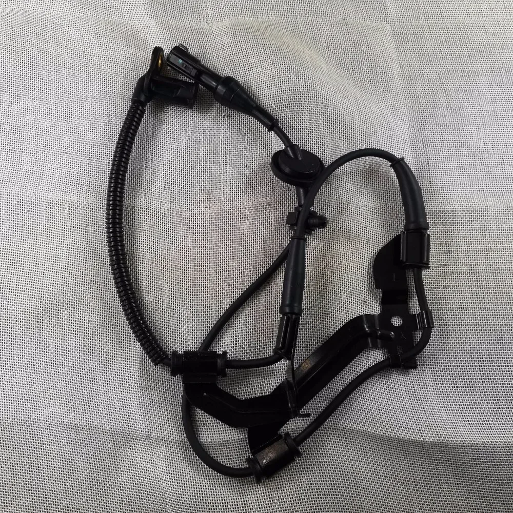 Front Left ABS Wheel Speed Sensor YL8Z2C205AA / YL8Z-2C205-AB YL8Z-2C205-AA / YL8Z2C205AB 5L842C205AB for Ford Escape Mercury