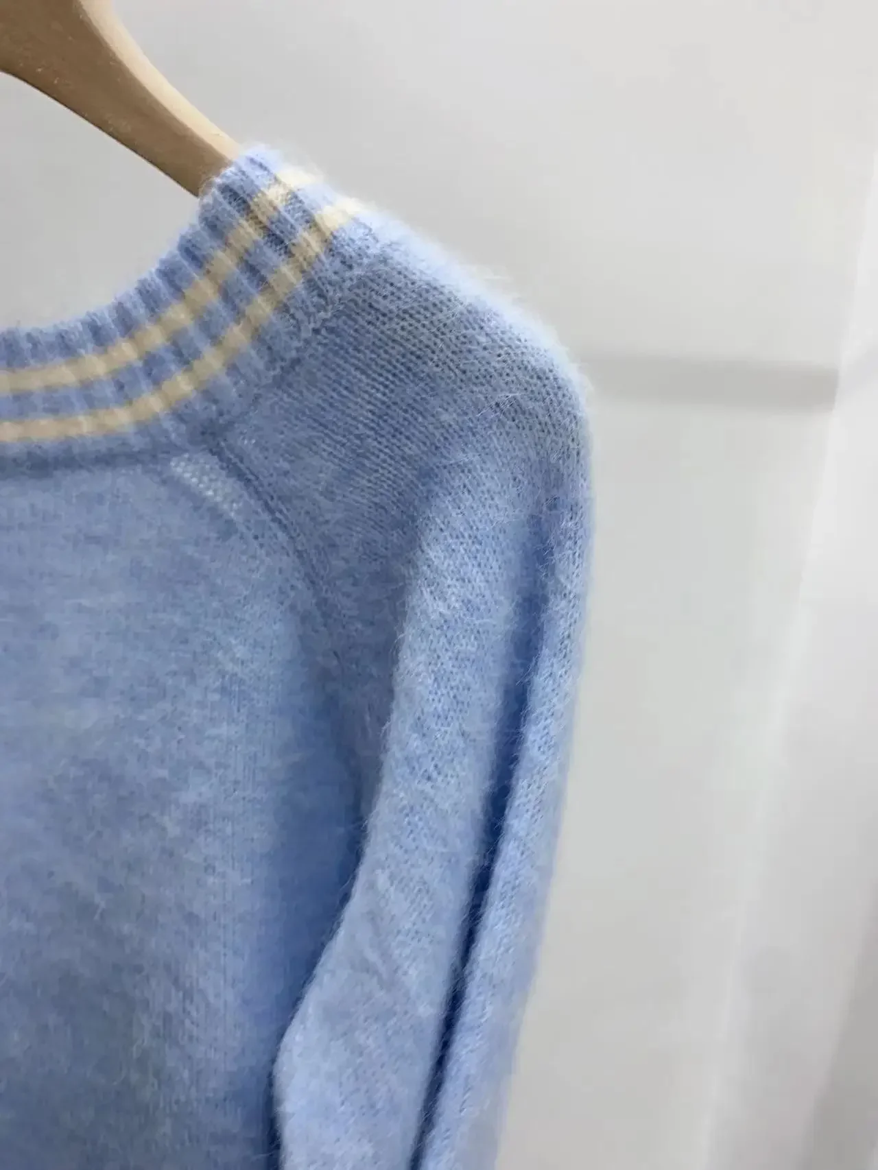 

Women Blue Sweater Striped V-Neck Jumper 2022 Fall Winter New Knitted Pullover