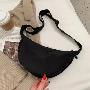 1 قطعة النايلون بلون الصلبة للنساء سعة كبيرة السفر Crossbody نصف القمر اليومية الشارع حزمة مراوح الخصر حقيبة المحافظ وحقائب اليد 2