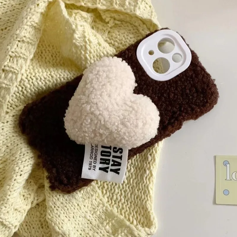 Suitable for iPhone 15/14 promax Autumn/Winter Lamb Hair 3D Love Friend Anti drop New Phone Case