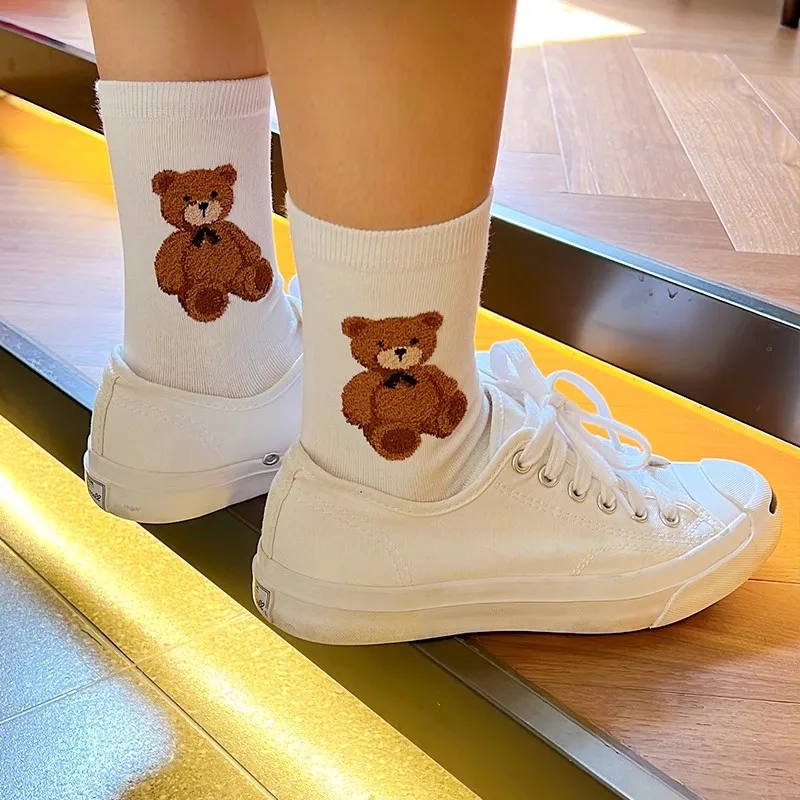Elegant Lady Bear Cartoon Women's Cute Cotton Socks - Harajuku Style Novelty Breathable Christmas Gift