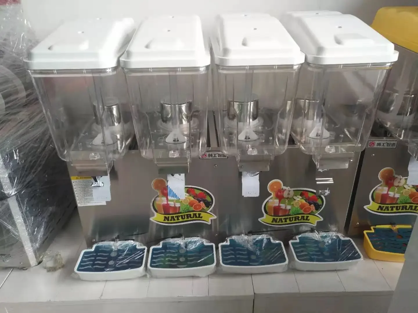 Multifunctional Cold Beverage Dispenser, Double/triple/quadruple Cylinder Optional, with Hot and Cold Stirring Function 4