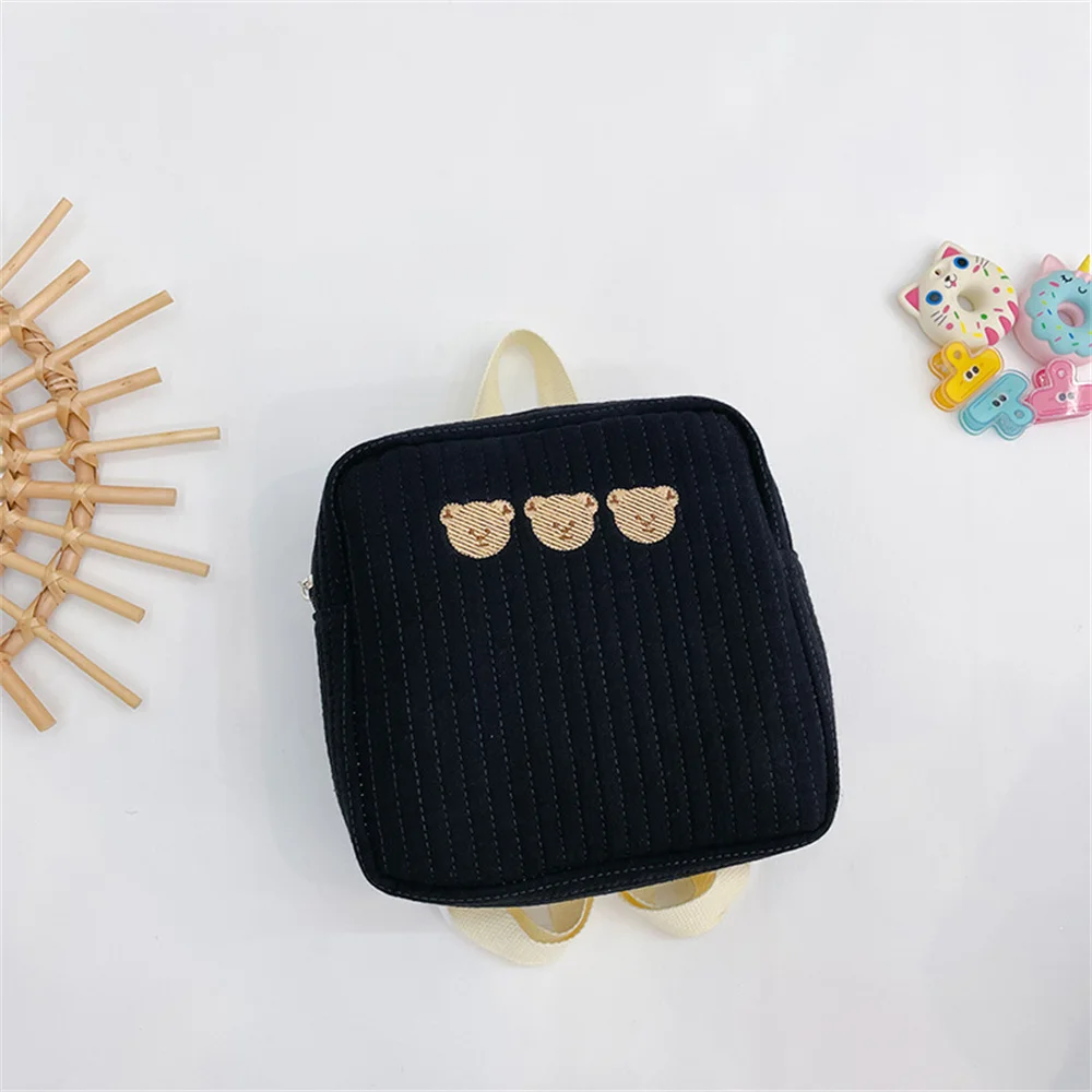 Рисунок 4 - Детский рюкзак с вышивкой и именем маленького медведя