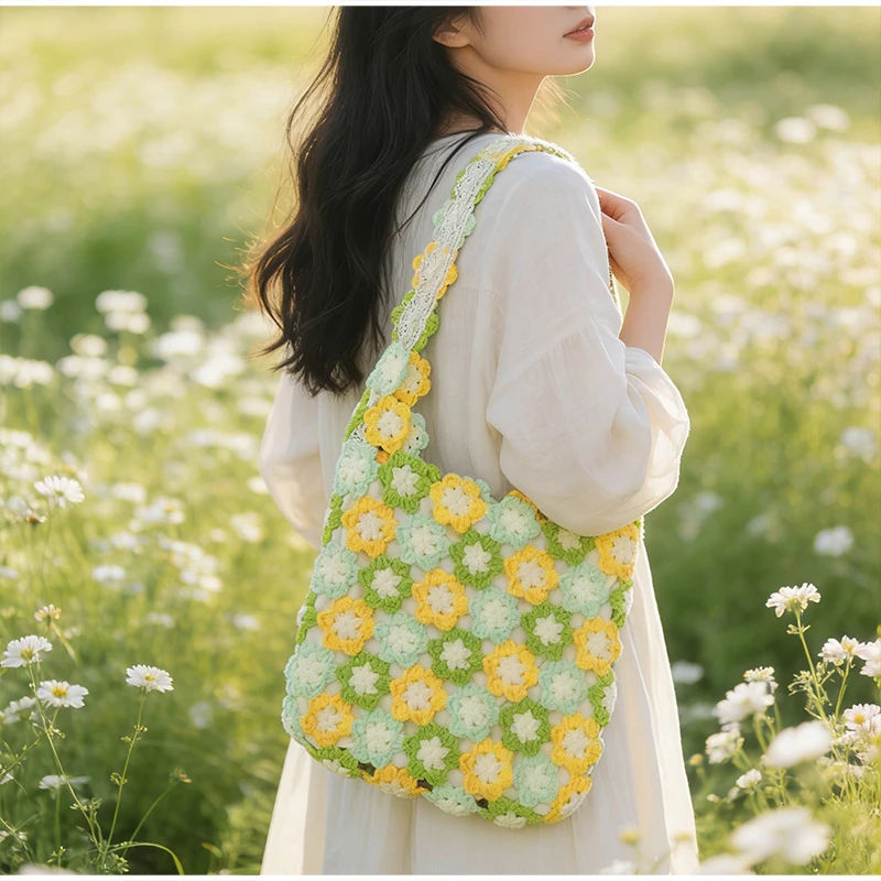 Handgefertigte Häkel-Regenbogenblumen-Patchwork-Tasche mit Lochmuster, Gestrickte Schultertasche, Gewebte Handtasche mit Künstlichen Blumen – Detail 10
