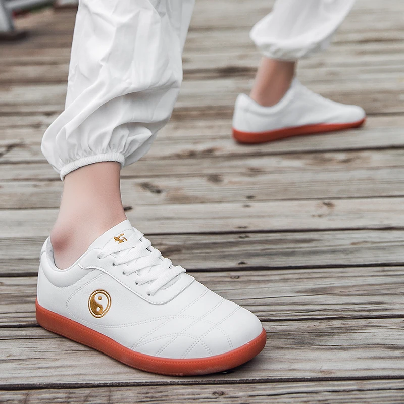 Couple Comfortable Leather Kung Fu Shoes Professional Men's Women's Martial Arts Shoes Unisex Martial Arts Taiji