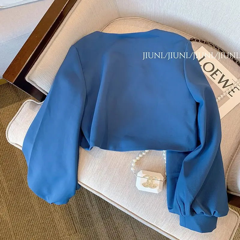 Design sense three-dimensional flower small fragrance short jacket for women's spring new sweet and fashionable top