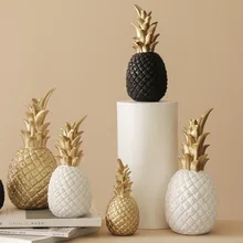 Nordic Style Resin Gold Pineapple Home Decor Living Room Wine Cabinet Window Display Craft luxurious Table Home Decoration Props