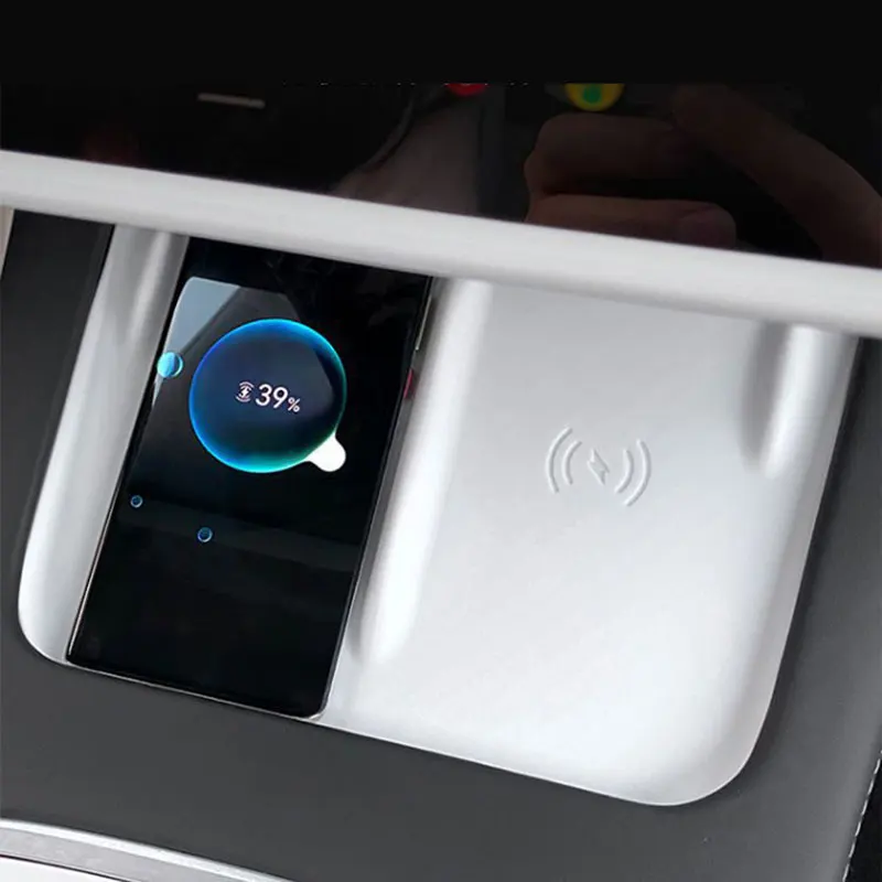 

For Tesla Model 3 2021-2023/Model Y Central control wireless charging silicone pad mobile phone non-slip mat car accessories