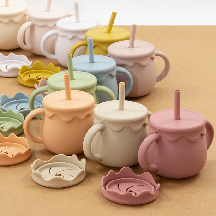 4/5/6 PCS Baby Bibs Cartoon Sucker Bowl Plate Cup Spoon Fork utensilios Sets BPA Free Children's tableware Dishes baby stuff 3