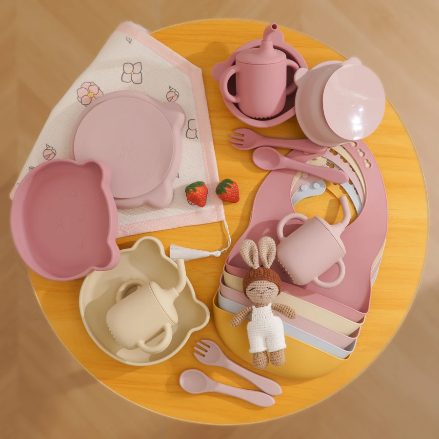 Color Kids Silicone Baby Feeding Set Adjustable Bib Cartoon Bear Shape Sucker Bowl Plate Portable Cup Utensils Tableware Sets 6