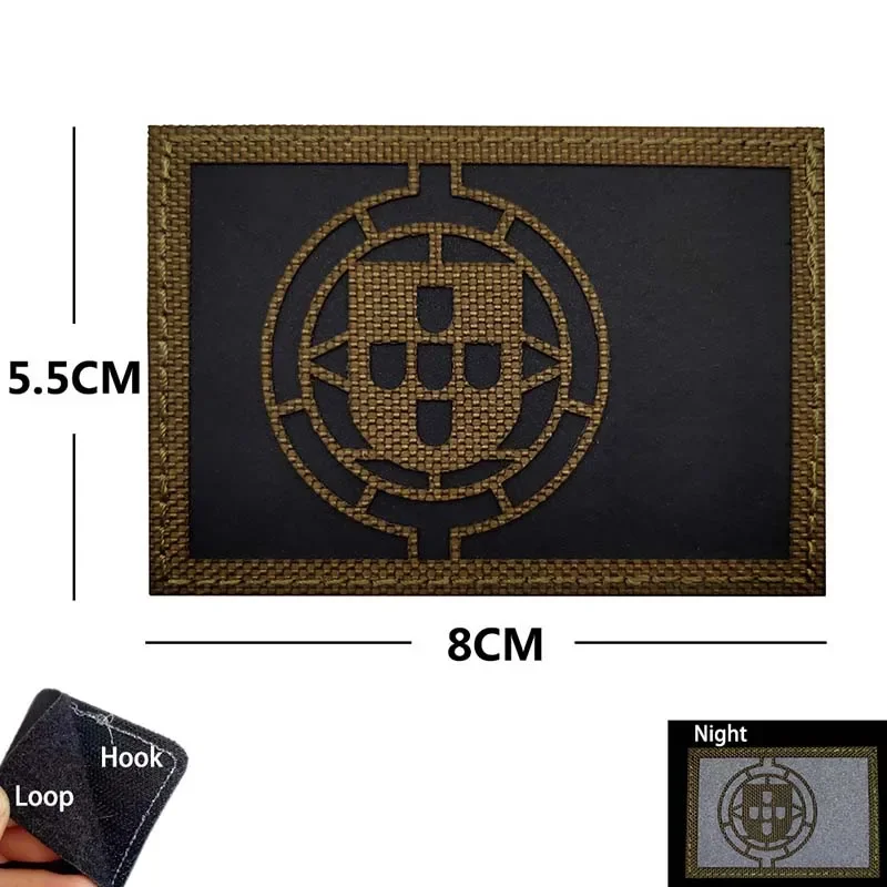 Stoffabzeichen mit Portugal-Flagge, bestickte Aufnäher mit Klettverschluss, IR-reflektierende Militäraufkleber, taktische Applikation auf Rucksack – Detail 7