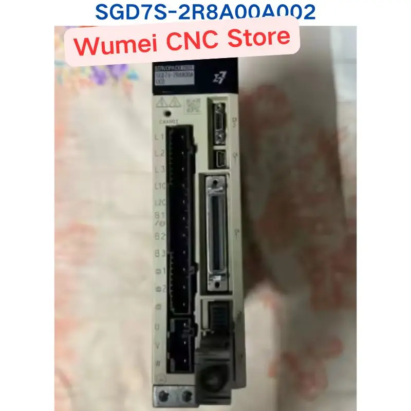 새 제품 또는 중고 테스트 완료됨 OK 드라이버 SGD7S-2R8A00A002 1개