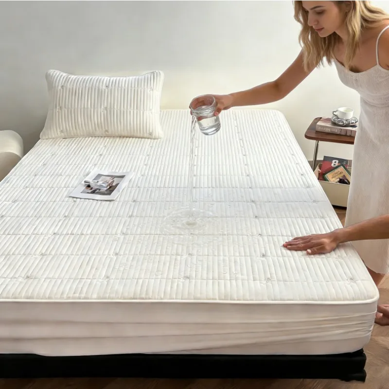 Ultimate Waterproof Quilted Mattress Protector - Breathable Microfiber with 360° Elastic Deep Pocket, Anti-Mite Protection