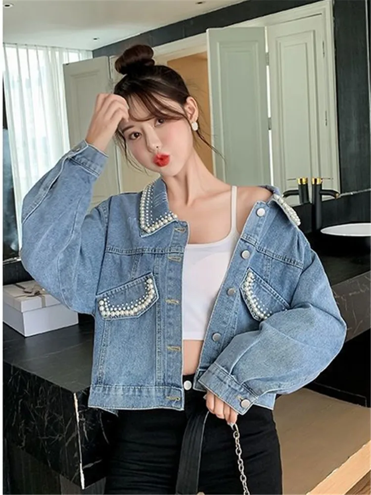 

Женская джинсовая куртка с жемчугом, синяя короткая джинсовая куртка с отложным воротником, свободная повседневная куртка в Корейском стиле для весны и осени