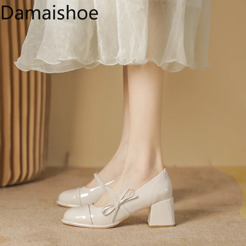 

Women's High Heels 2023 Summer New Style Chunky Heel Gentle Fairy Lady Style Bow Pearl Mary Jane Shallow Mouth Pumps Women