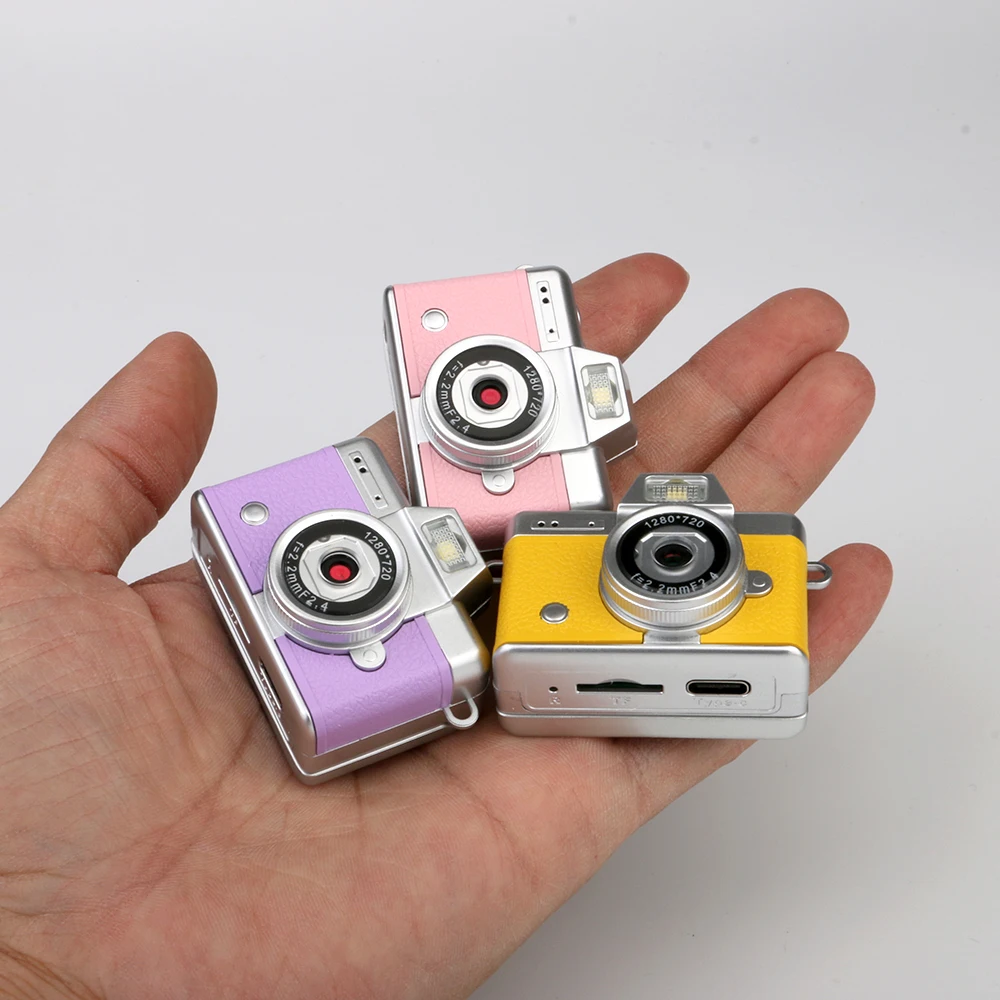 1080P Thumb Mini Camera Keychain Digital Camera Retro Camera HD Photo Travel Outdoor With Screen Support Memory Card for Kids