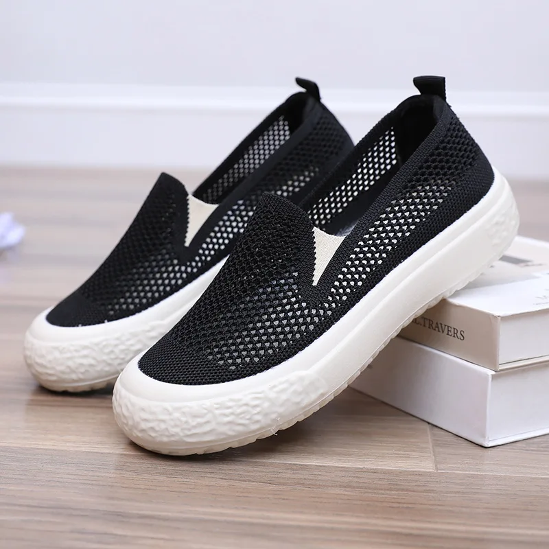 2024 New designer mesh loafers woman odorless shoes orthopedic flats women's breathable slip on lazy shoes female driving flats