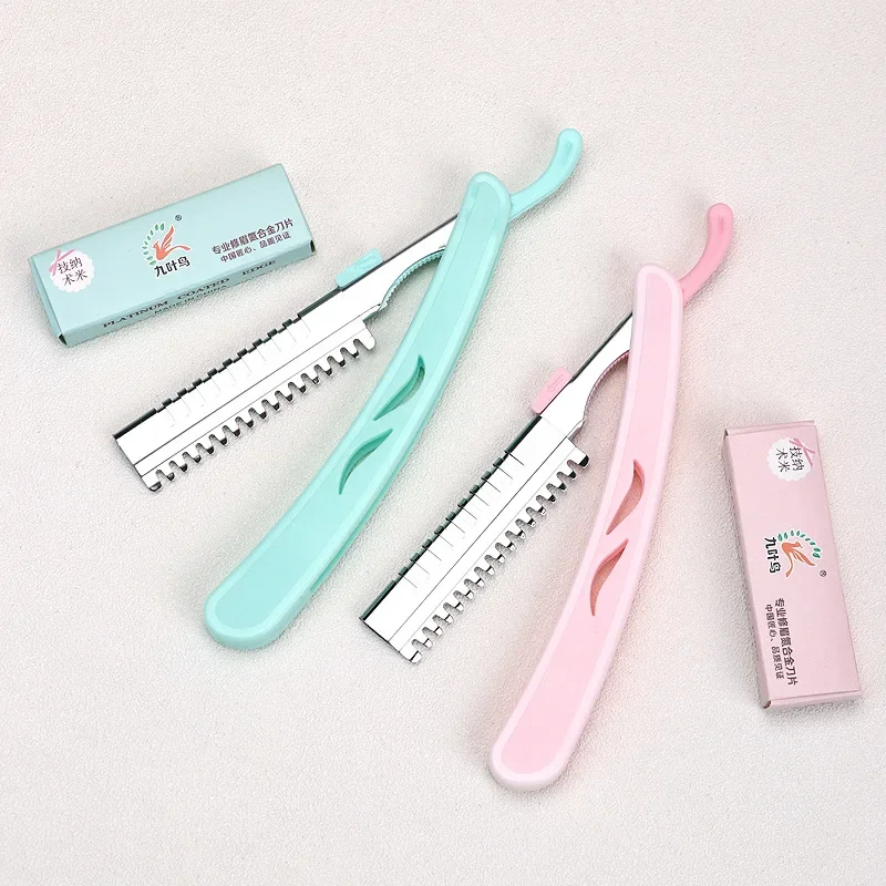 Karsyngirl 1Pcs Folding Eyebrow Trimming Knife Holder Portable Eyebrow Trimmer Face Razor Beauty Makeup Tool