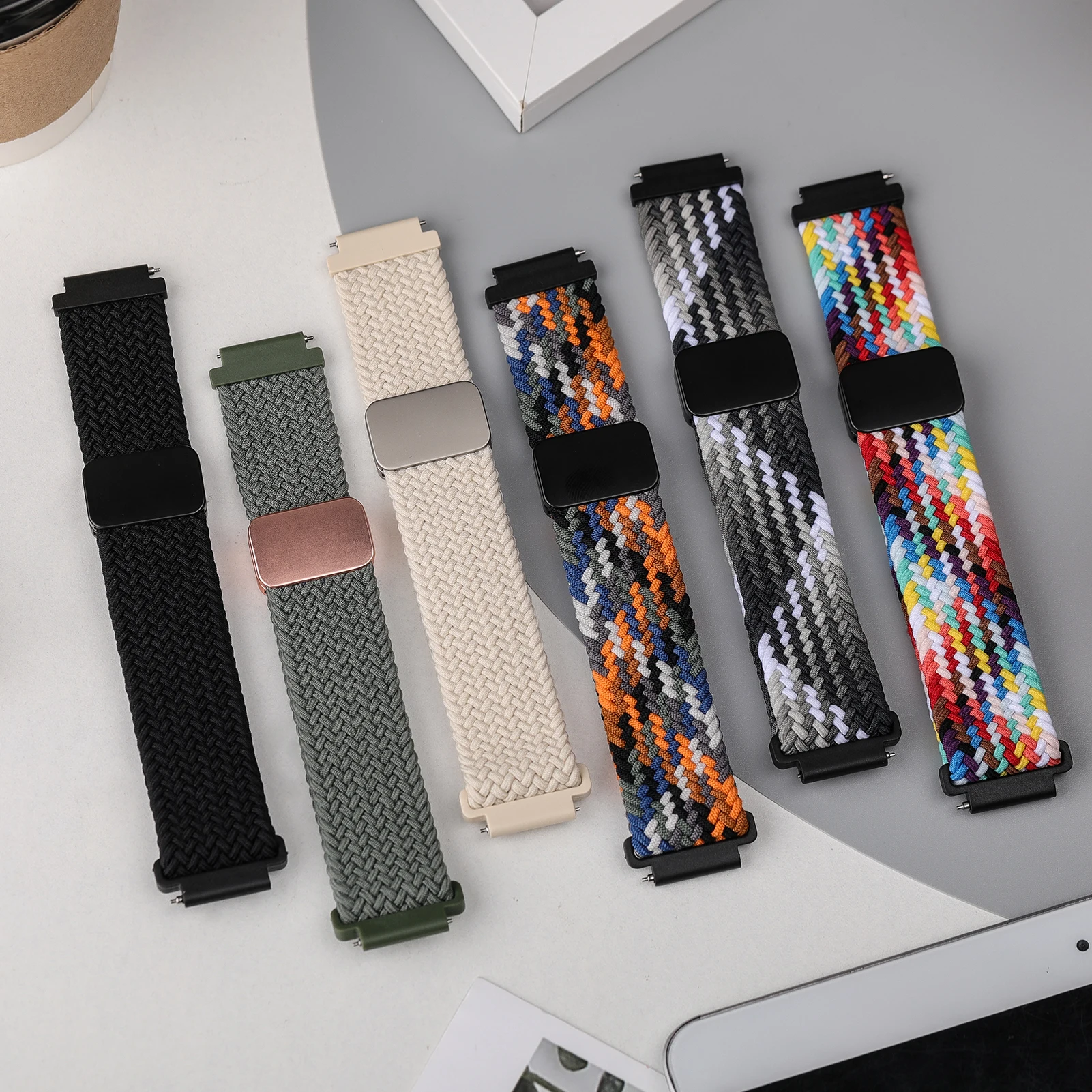 Durable Nylon Strap for Smartwatches - Adjustable and Comfortable Fit, Multiple Sizes Available