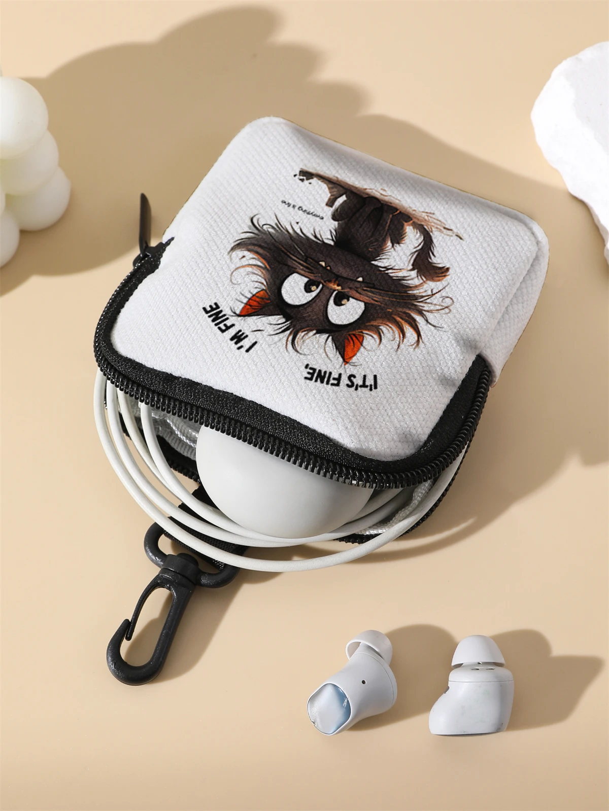 Large capacity coin wallets with cat patterns, digital printed coin wallets, and storage bags are ideal choices for gifts