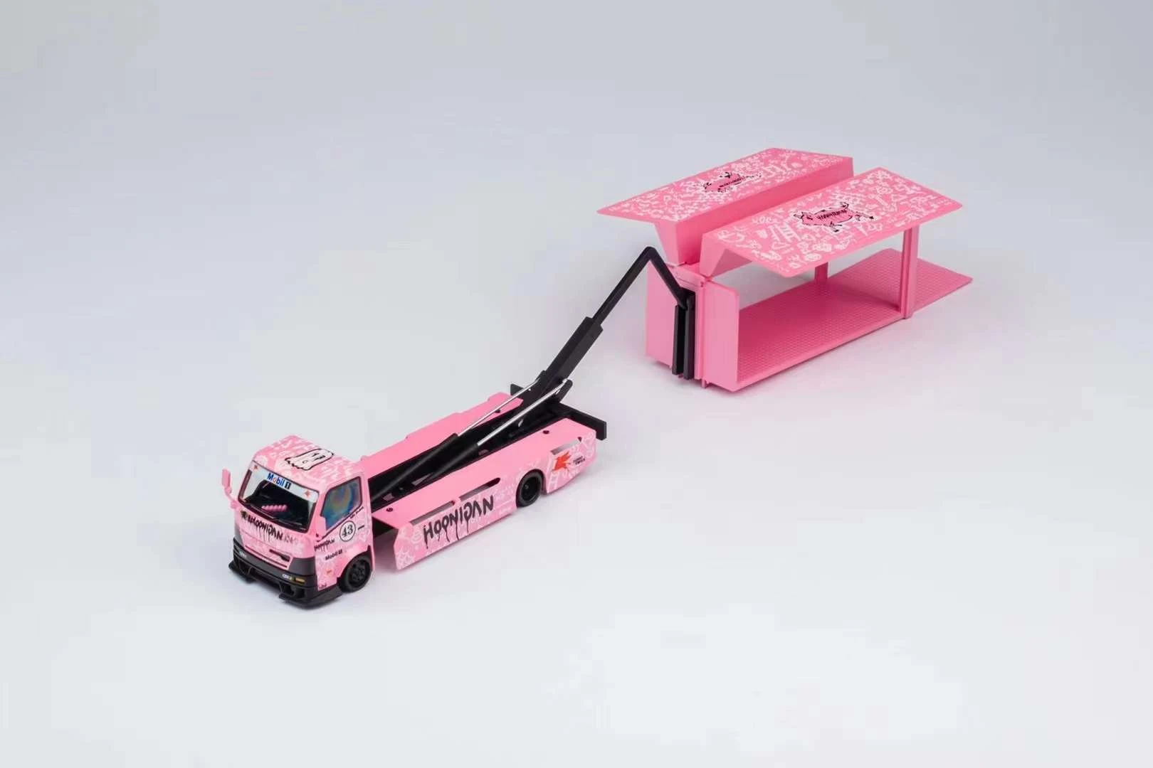 Micro Turbo 1:64 Ken Block 43 Gabbiano Wing Truck Container Trailer Pink Diecast Model Car