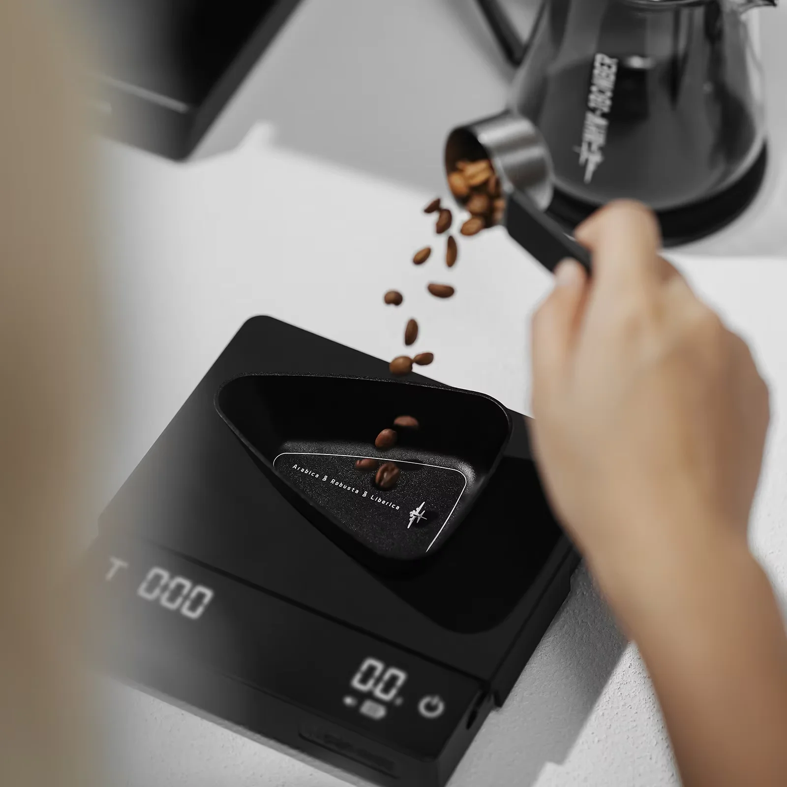 مكيال قهوة فاخر من الألومنيوم