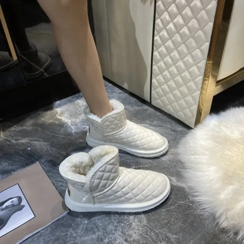 New 2023 Ins Fashion Women Ankle Boots Winter Warm Female Snow Boots Platforms Casual Short Shoes Woman Boots