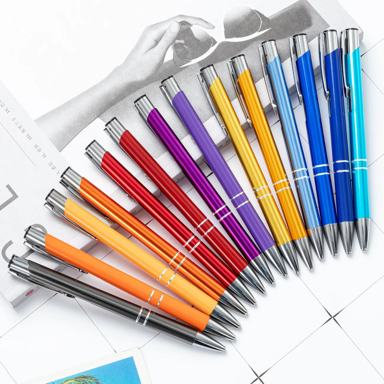 

20pcs Metal Ballpoint Pen Business Advertising Gift Pen Student Creative Gift Wholesale