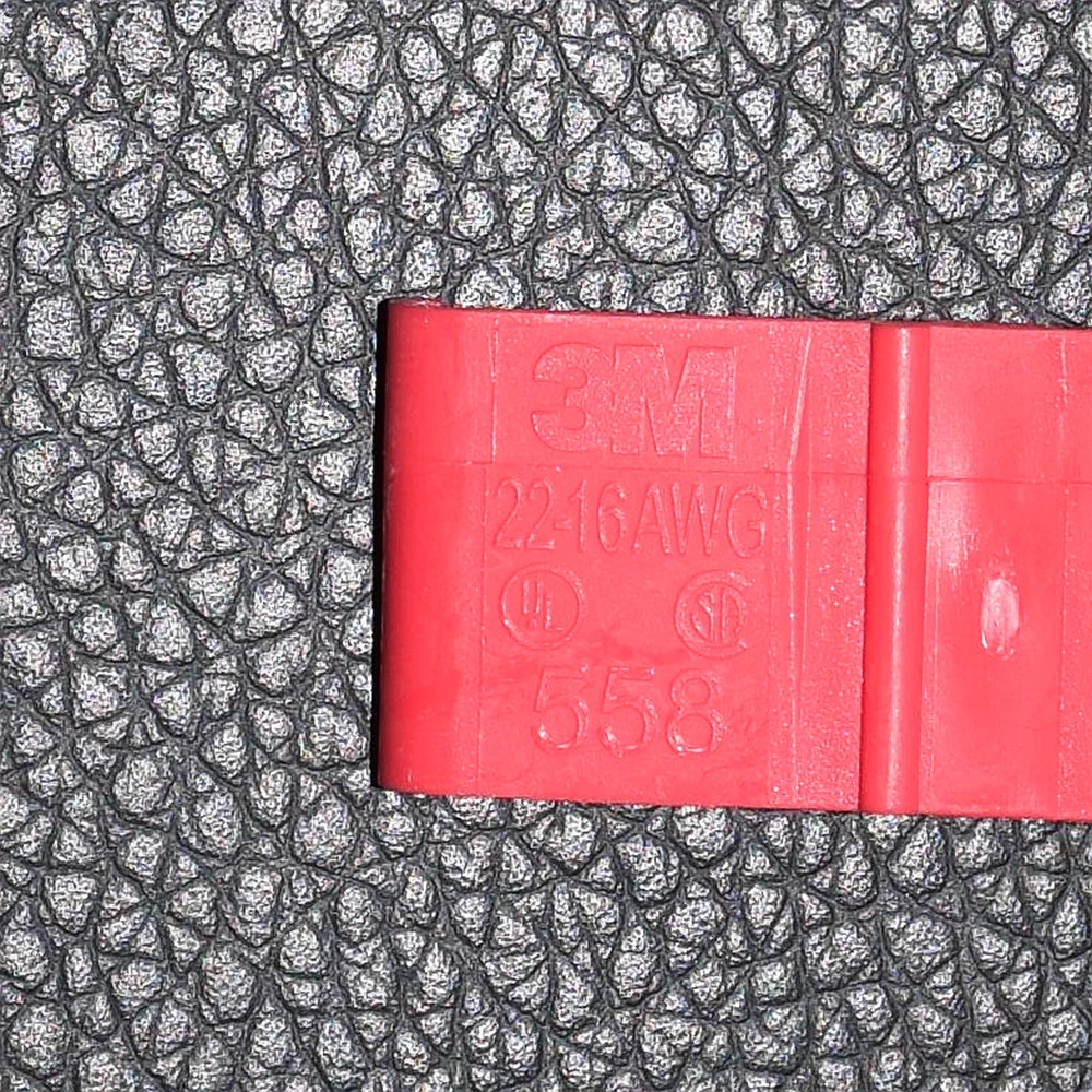 10PCS/100PCS/LOT Original 3M Scotchlok 558 Self-stripping
