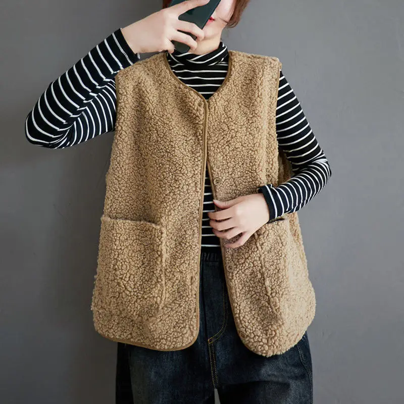 Fashion O-Neck Pockets Sleeveless Vests Coats Women\'s Clothing 2023 Autumn Winter Loose Commuter Tops All-match Jackets
