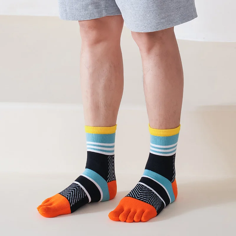 Colorful Striped Cotton Five-Finger Socks for Men - Fun & Comfortable Dress Socks
