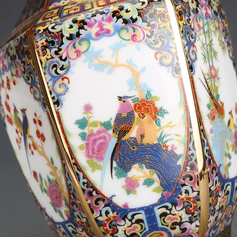 Jingdezhen Porcelain Vase Porch Ornaments Antique Official Enamel Porcelain Antique Collection Square Vase 4