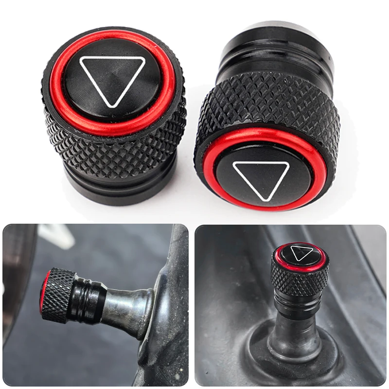 Triumph Auxiliary Plug Connector – Waterproof 12V – Fits Trident 660, Tiger 800/900/1050/1200, Speed Triple – Motorrad-muc24