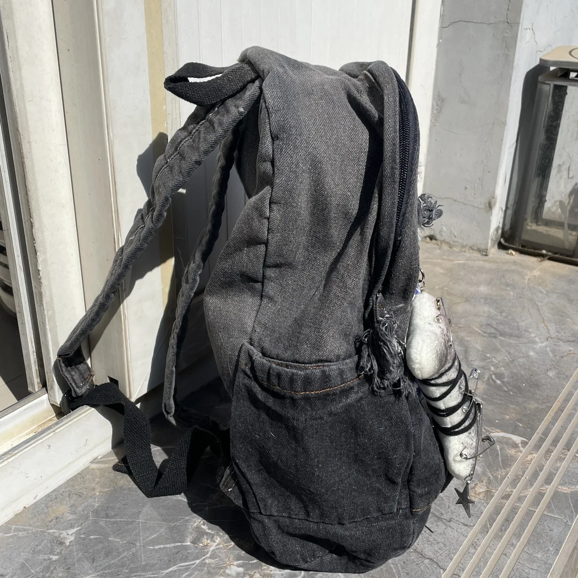 Hello Kitty hand-made ghost horse girl spray-painted gradient denim backpack cute bone cartoon large capacity school bag