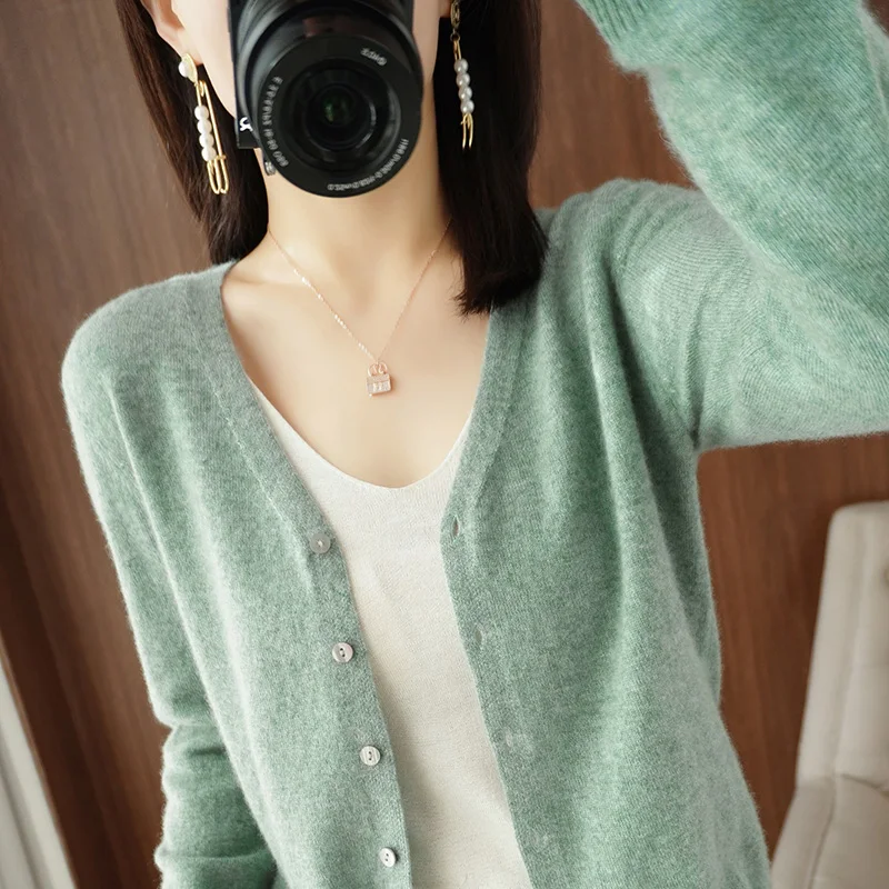 

Spring And Autumn New Korean Knit Cardigan Ladies Long Sleeve Top V-Neck Versatile Fashion Slim Solid Color Thin Jacket Sweater